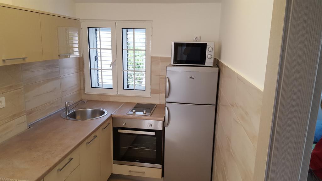 Apartment Milas Tivat Exterior foto